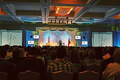 Getting Leads For Your Internet marketing Business